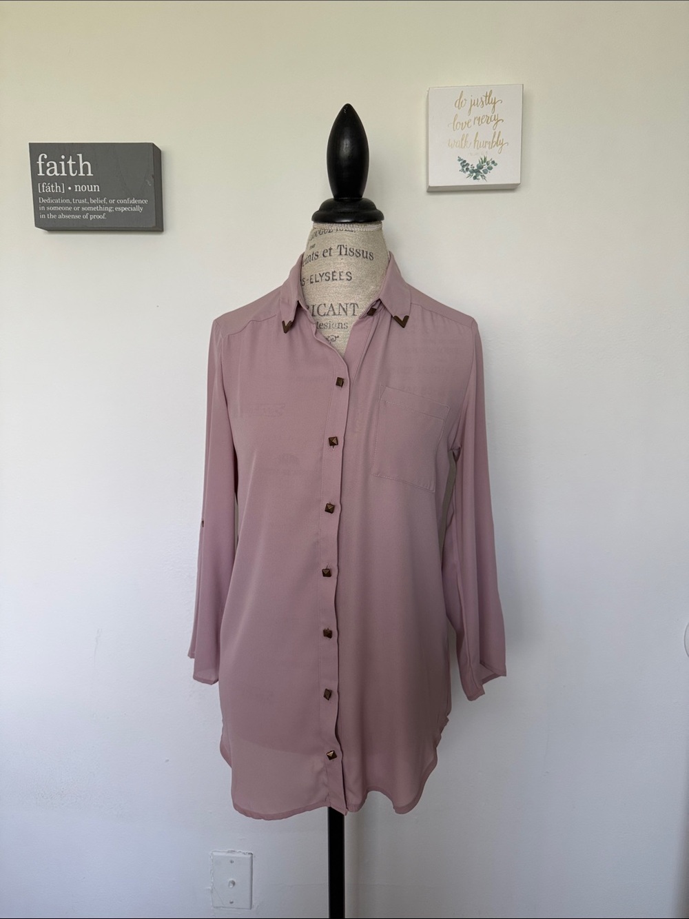 Women's Dusty Rose Button-Up Blouse